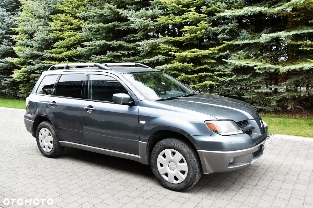 Mitsubishi Outlander 2.0 Sport 4WD - 1