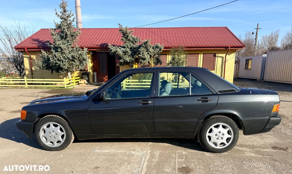 Mercedes-Benz W201 - 9