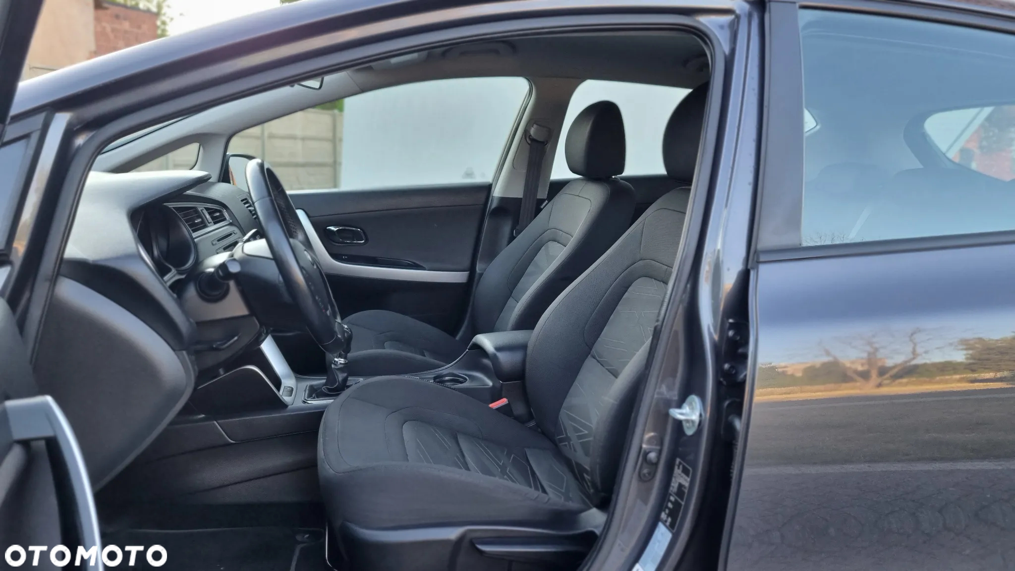 Kia Ceed SW 1.4 Attract - 10