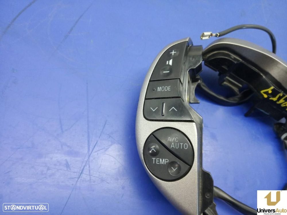 COMANDO VOLANTE TOYOTA PRIUS FASTBACK 2004 -F70CV164 - 2