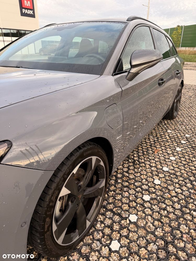 Cupra Leon 1.4 e-Hybrid PHEV VZ DSG - 2