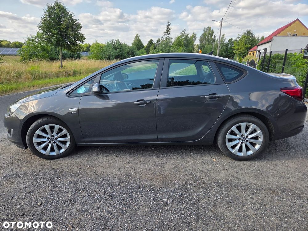 Opel Astra 1.4 T Active EU6 - 7