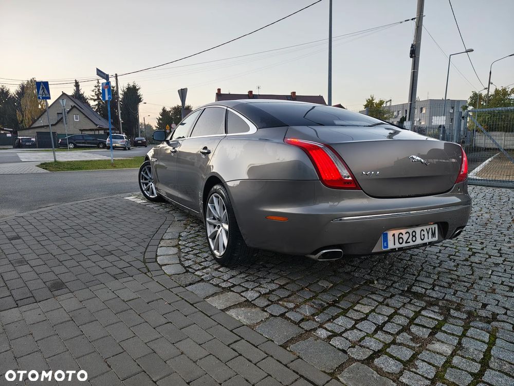 Jaguar Xj 2010 photo 2