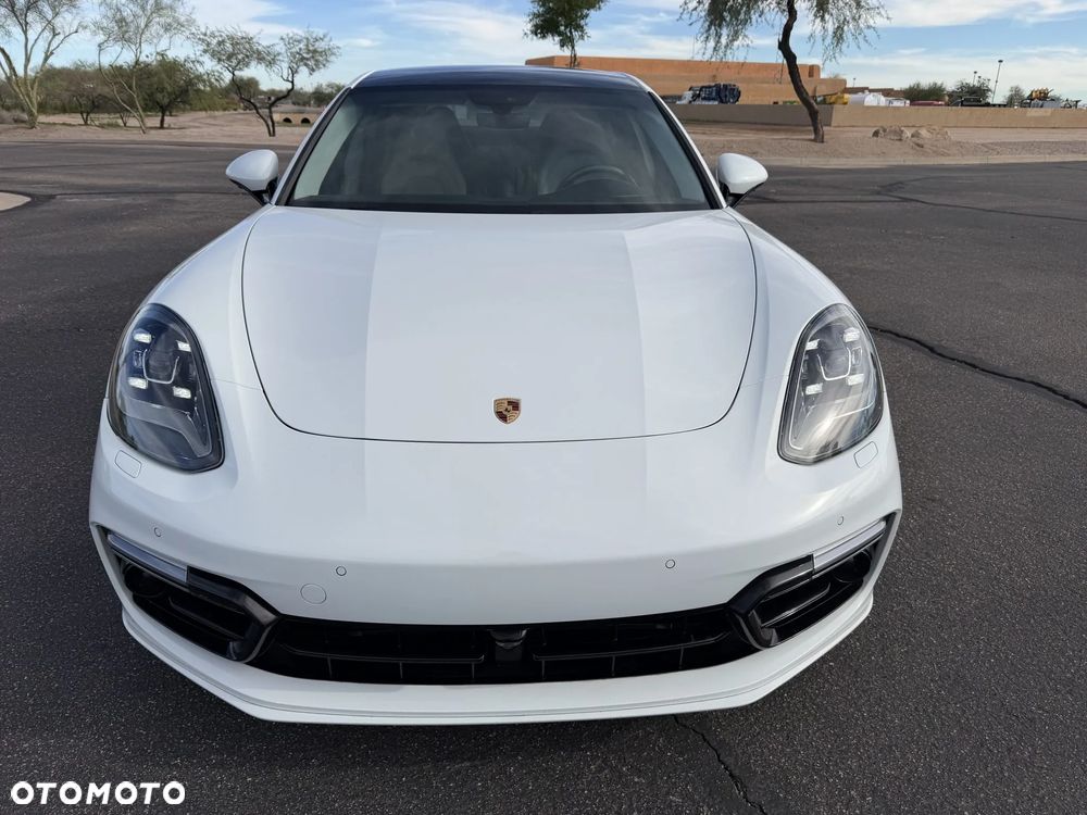 Porsche Panamera - 9