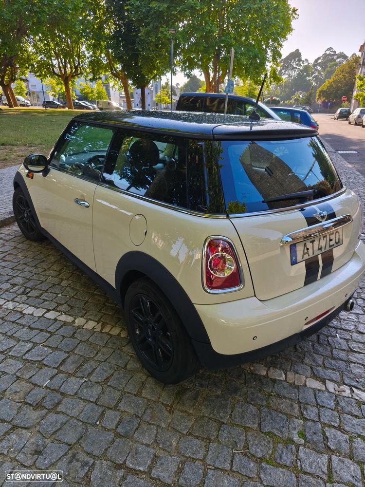 MINI Coupé Cooper SD - 8