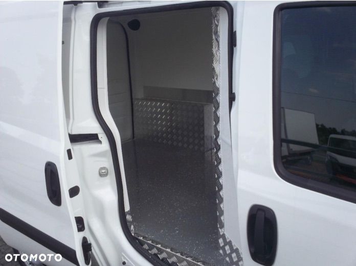 Opel Combo L2 - Odstąpię Leasing - 2