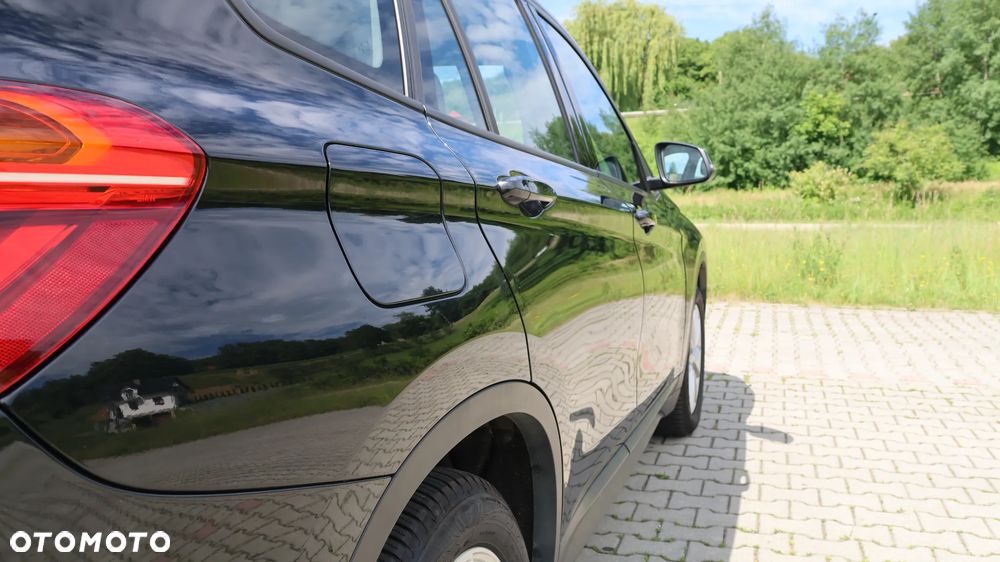 BMW X1 sDrive18d Advantage - 12