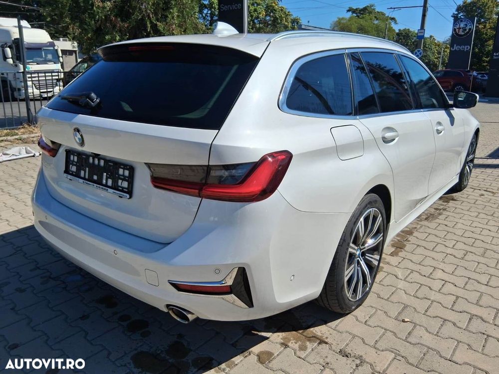 BMW Seria 3 320d xDrive AT MHEV - 4