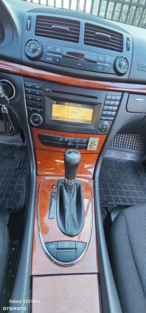 Mercedes-Benz Klasa E - 22