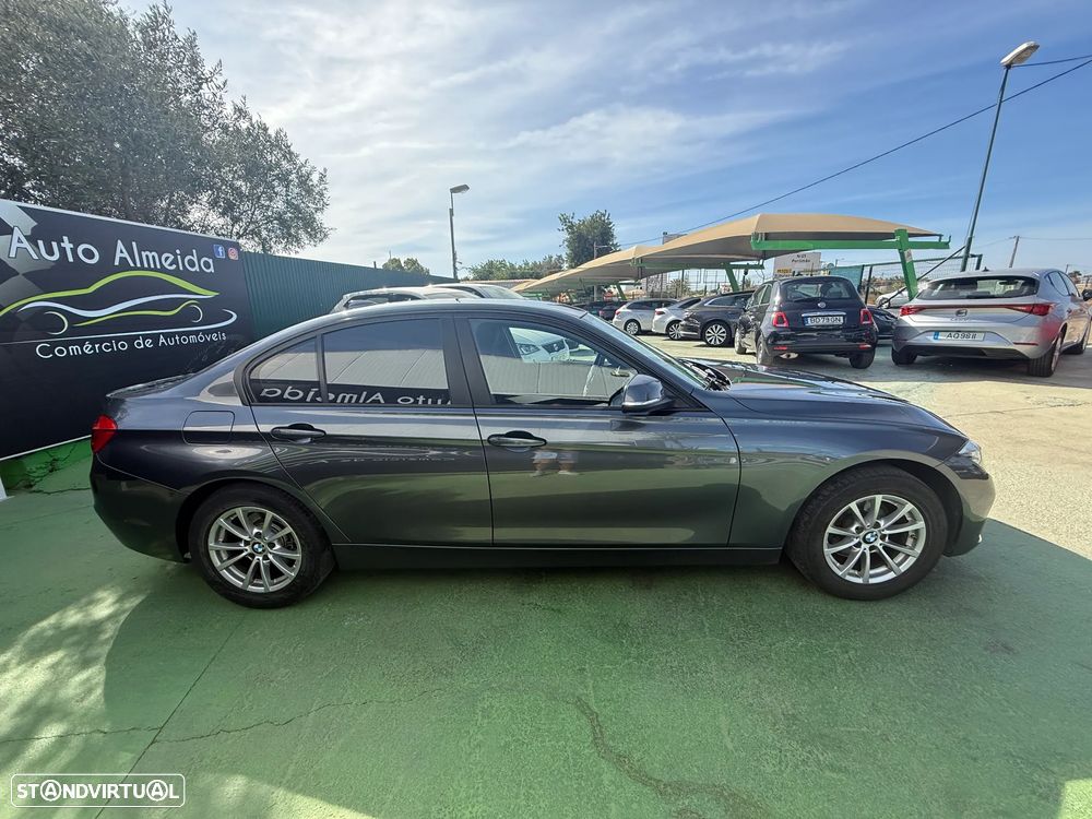 BMW 320 d Advantage - 11