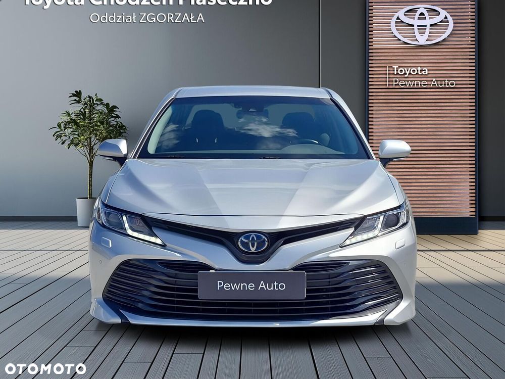 Toyota Camry 2.5 Hybrid Comfort CVT - 8