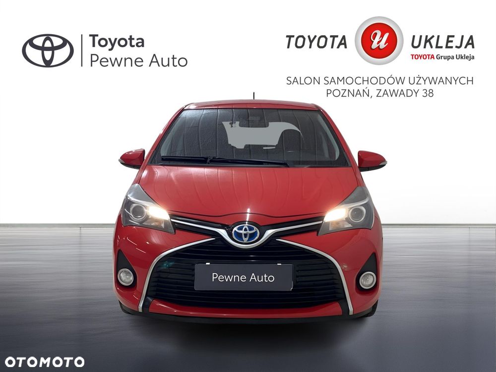 Toyota Yaris Hybrid 100 Premium - 6