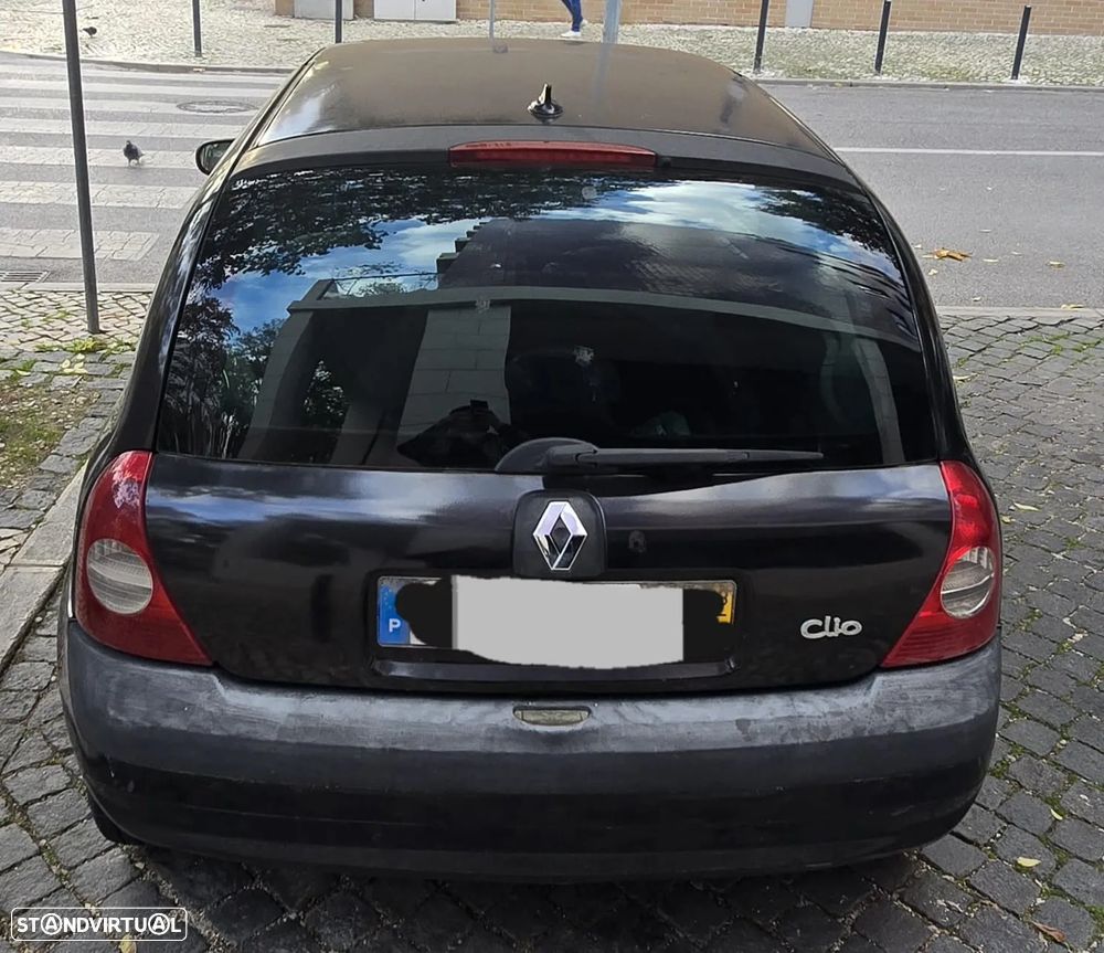 Renault Clio 1.5 dCi S - 2
