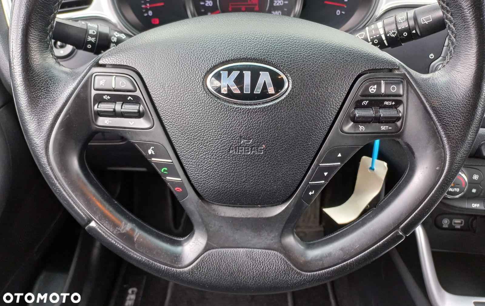Kia Ceed Cee'd 1.6 GDI M - 17