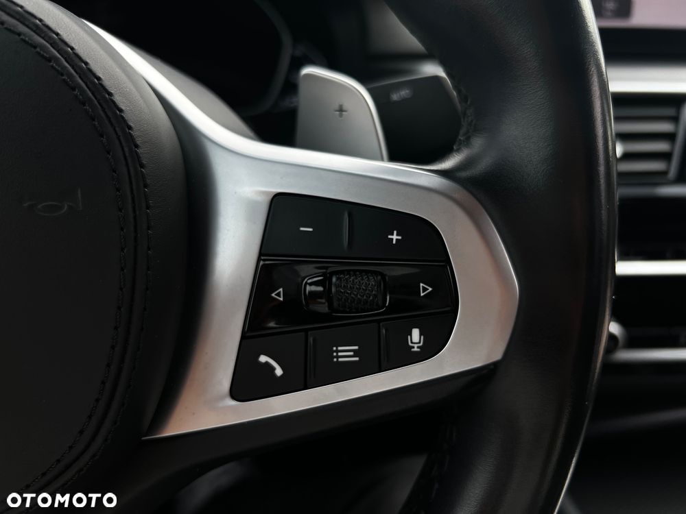 BMW Seria 5 530e xDrive M Sport Edition - 30