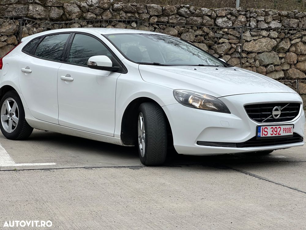 Volvo V40 D2 - 8