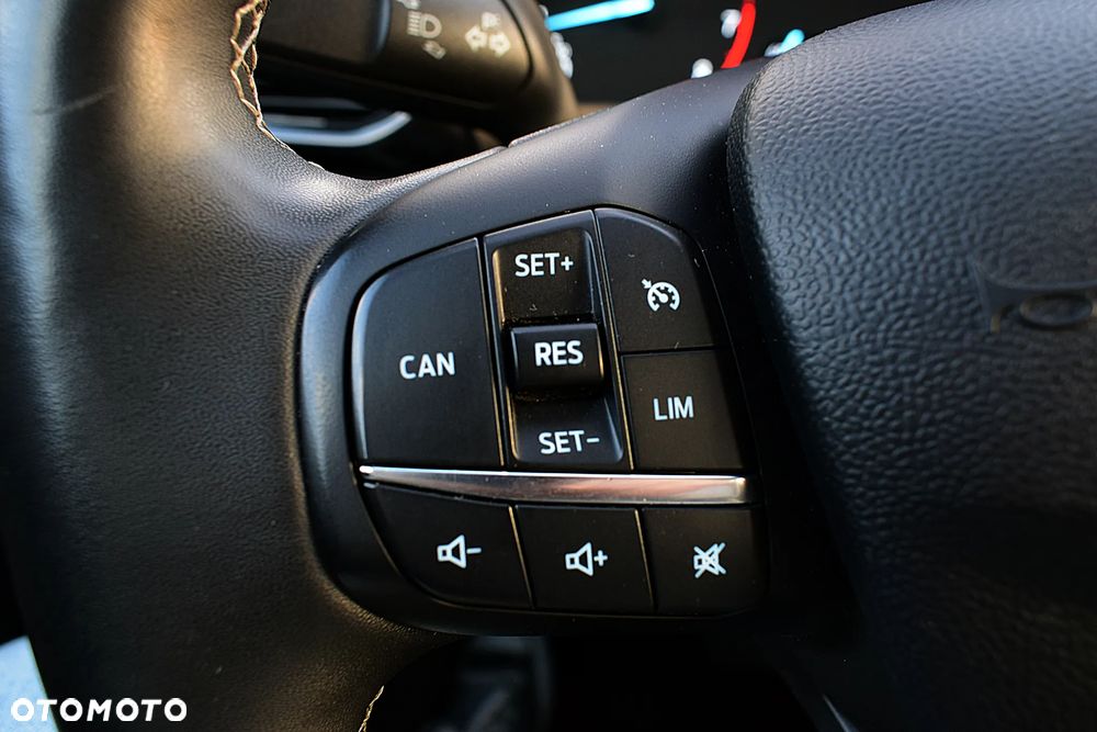 Ford Puma 1.0 EcoBoost mHEV Titanium DCT - 10