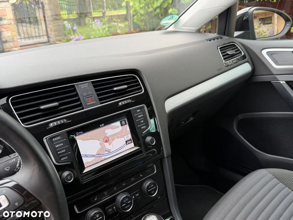 Volkswagen Golf 1.4 TSI BlueMotion Technology Cup - 22