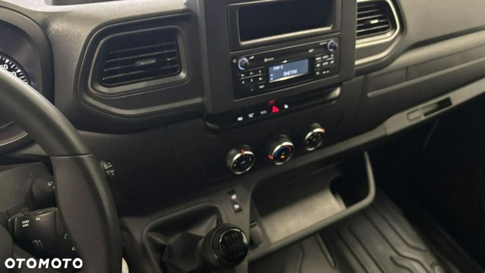 Renault Master - 12