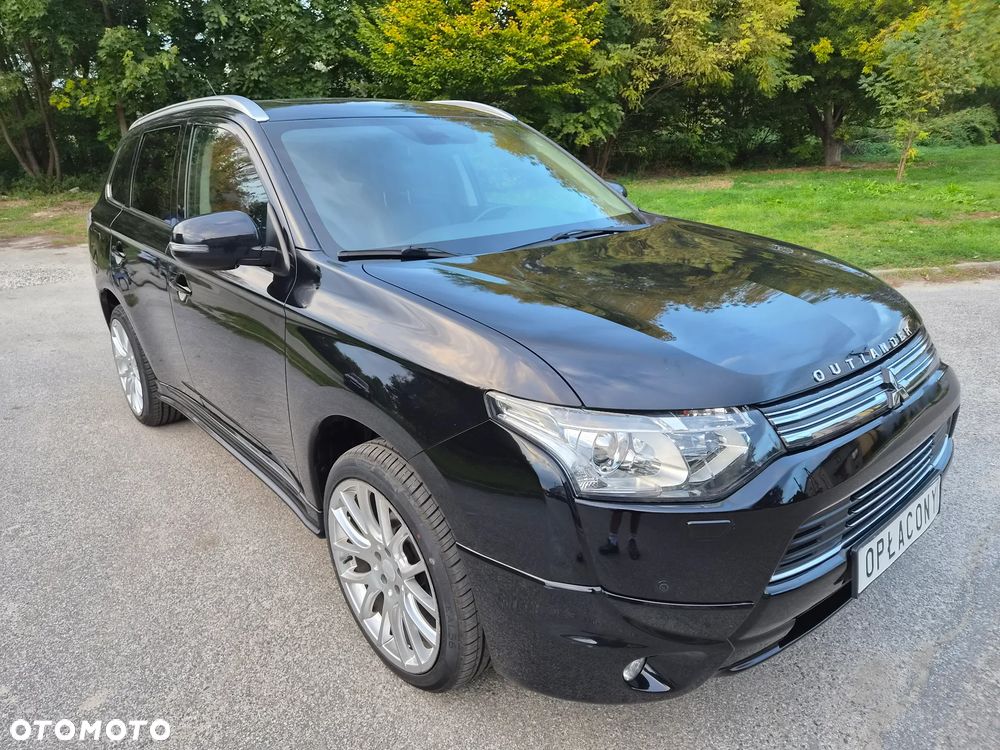 Mitsubishi Outlander - 13