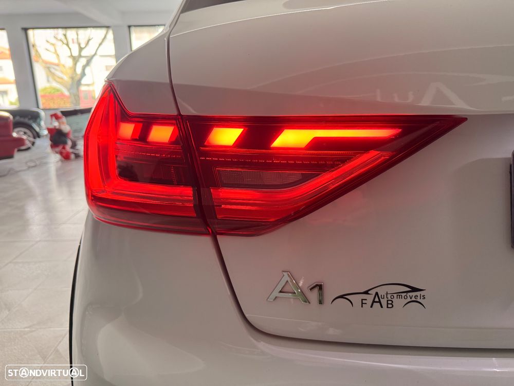 Audi A1 Sportback 30 TFSI Advanced - 28