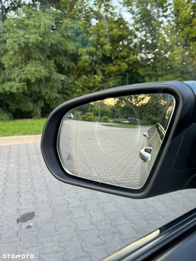Mercedes-Benz Klasa C 300 e 9G-TRONIC AMG Line - 34