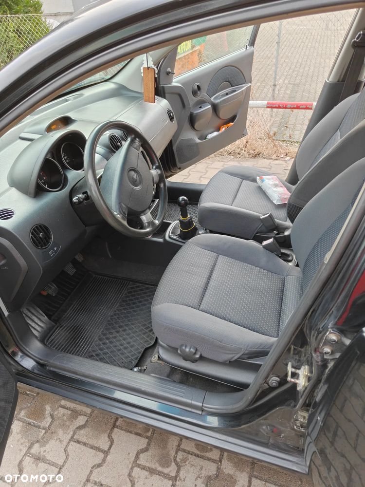 Chevrolet Kalos - 3