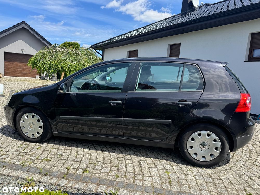 Volkswagen Golf - 18