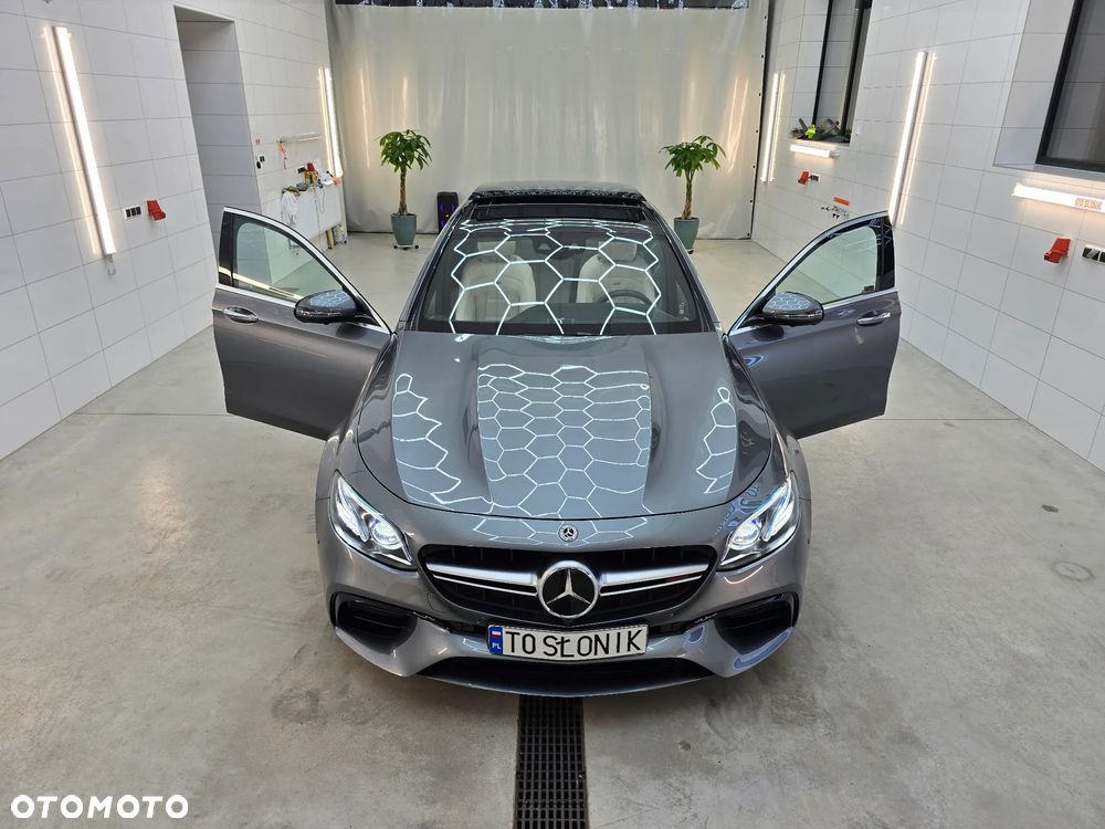 Mercedes-Benz Klasa E AMG 63 4-Matic+ - 20