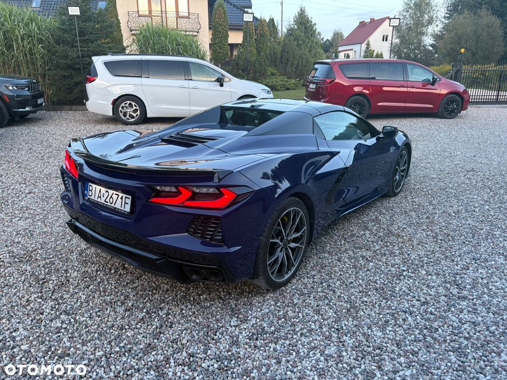 Chevrolet Corvette - 8