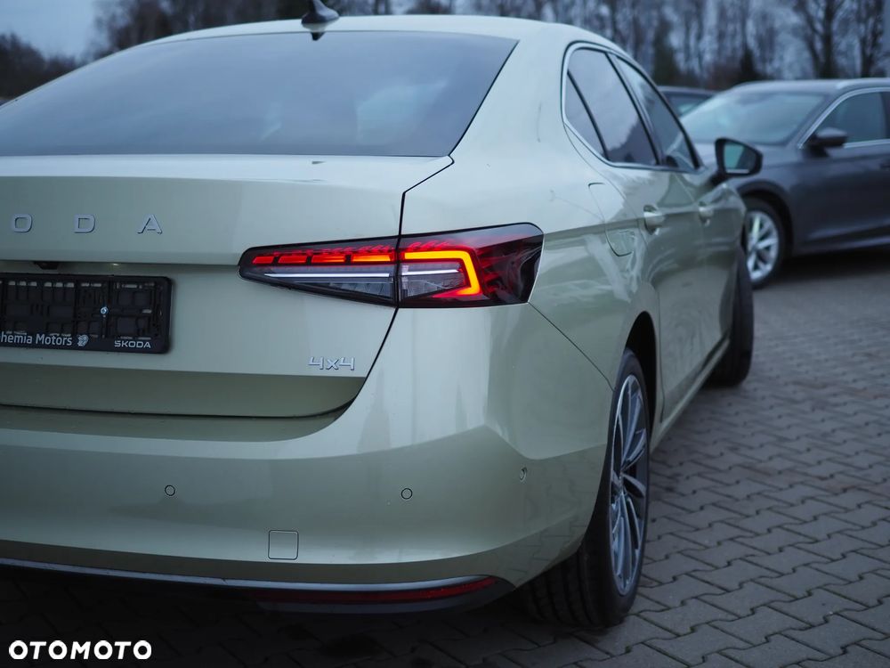 Skoda Superb 2.0 TDI SCR 4x4 L&K DSG - 4