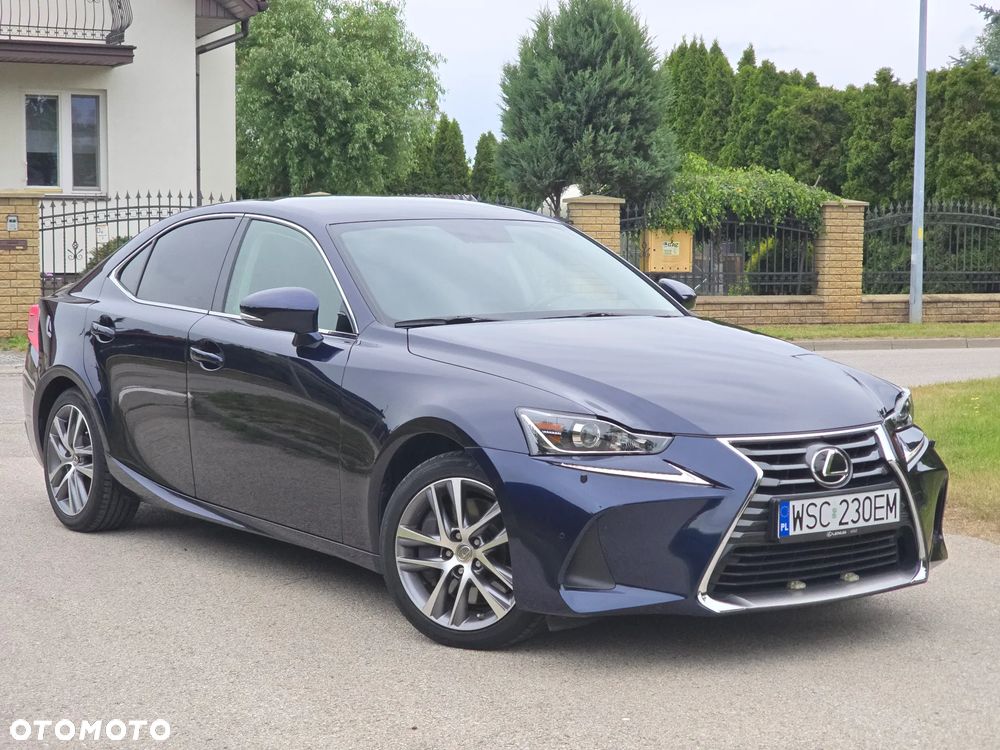 Lexus IS 200t / 300 Prestige - 6