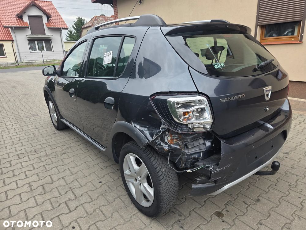 Dacia Sandero 0.9 TCe Laureate S&S Easy-R - 4