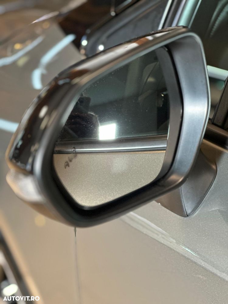 Toyota Corolla - 28