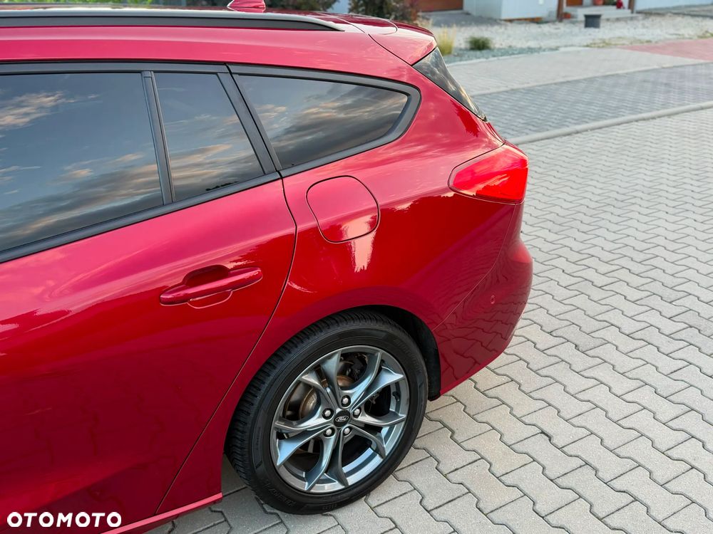 Ford Focus - 10