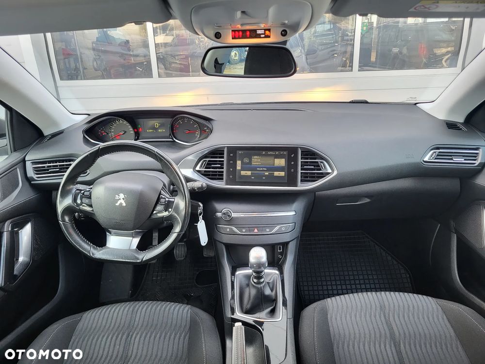 Peugeot 308 1.2 PureTech Active S&S - 6