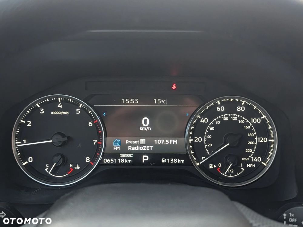 Mitsubishi Outlander - 9