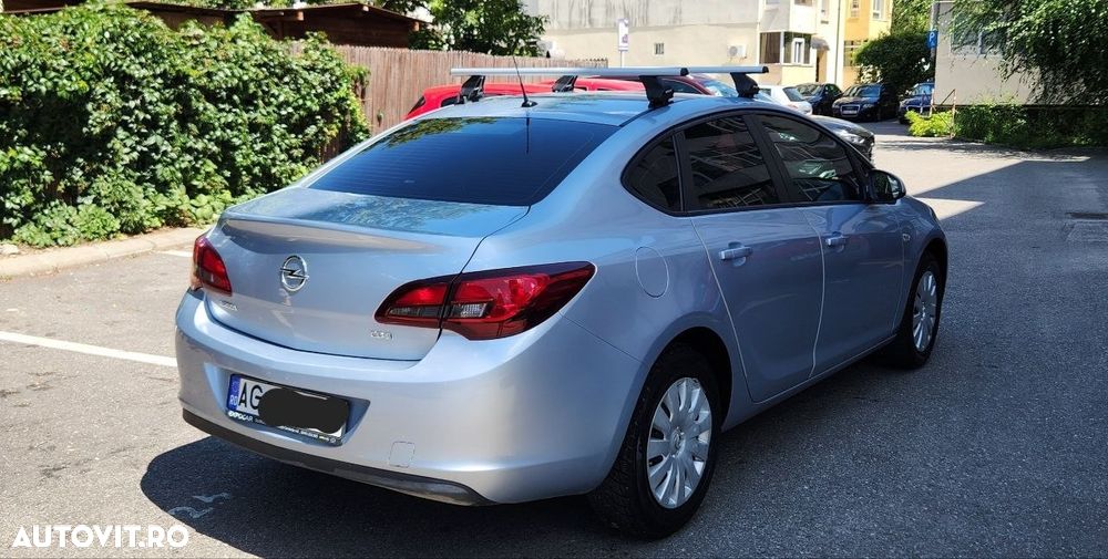 Opel Astra 1.6 CDTI ECOTEC ECOFlex Start/Stop Enjoy - 3