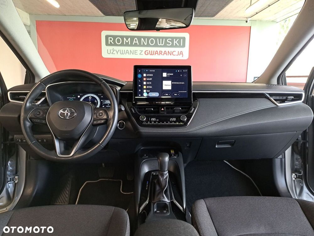 Toyota Corolla 1.8 Hybrid Comfort - 24