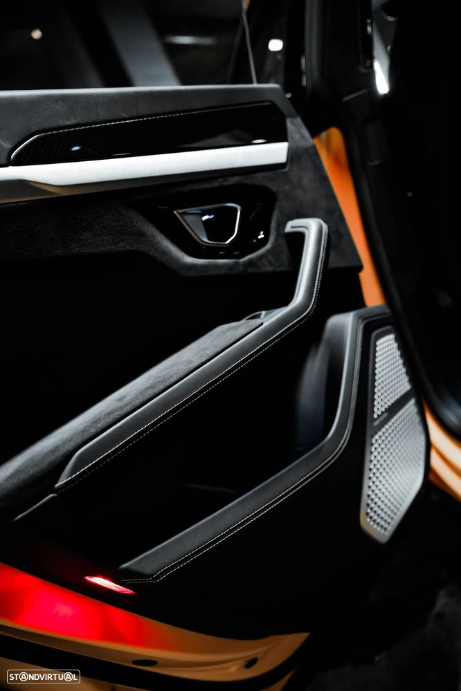 Lamborghini Urus - 27