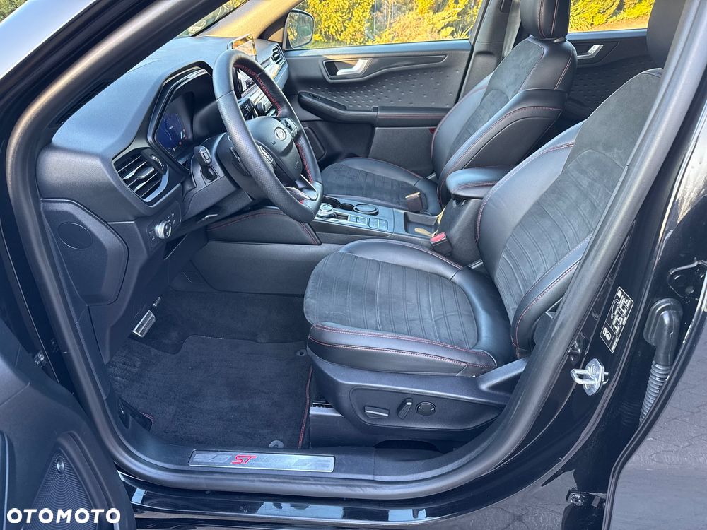 Ford Kuga 2.0 EcoBlue 4x4 ST-LINE - 32