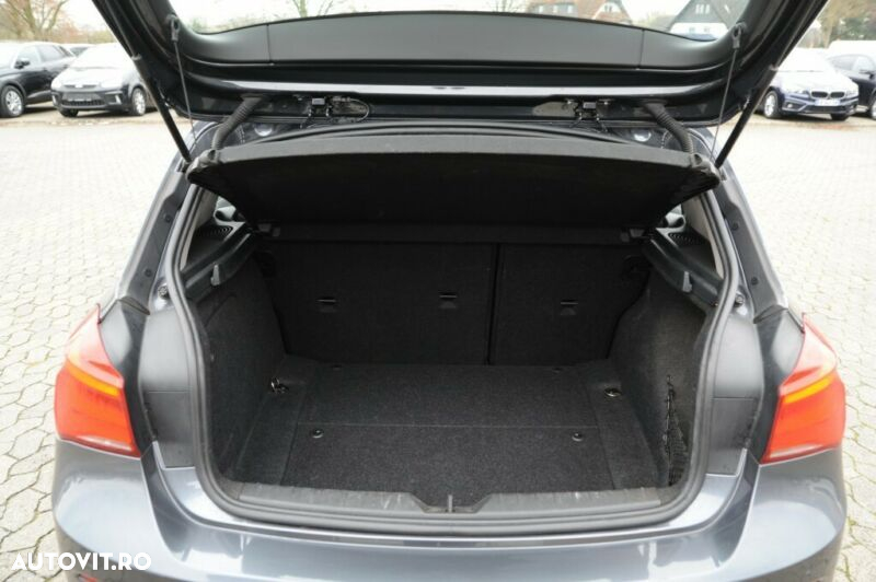 BMW Seria 1 116d Aut. - 9