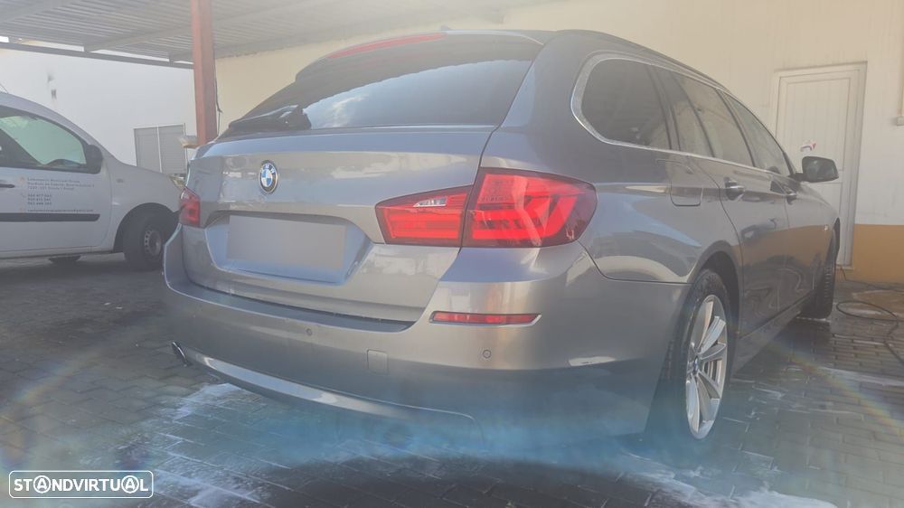 BMW 520 2013 photo 2