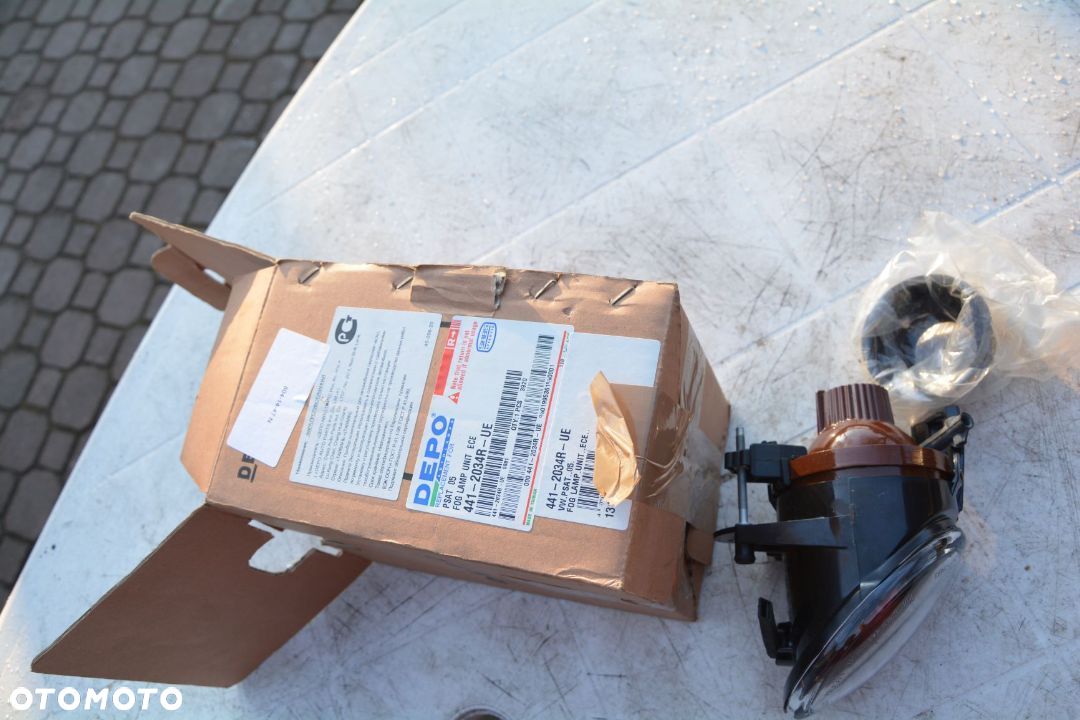 VW Passat Halogen przeciwmgielne DEPO 441-2034R-UE - 1