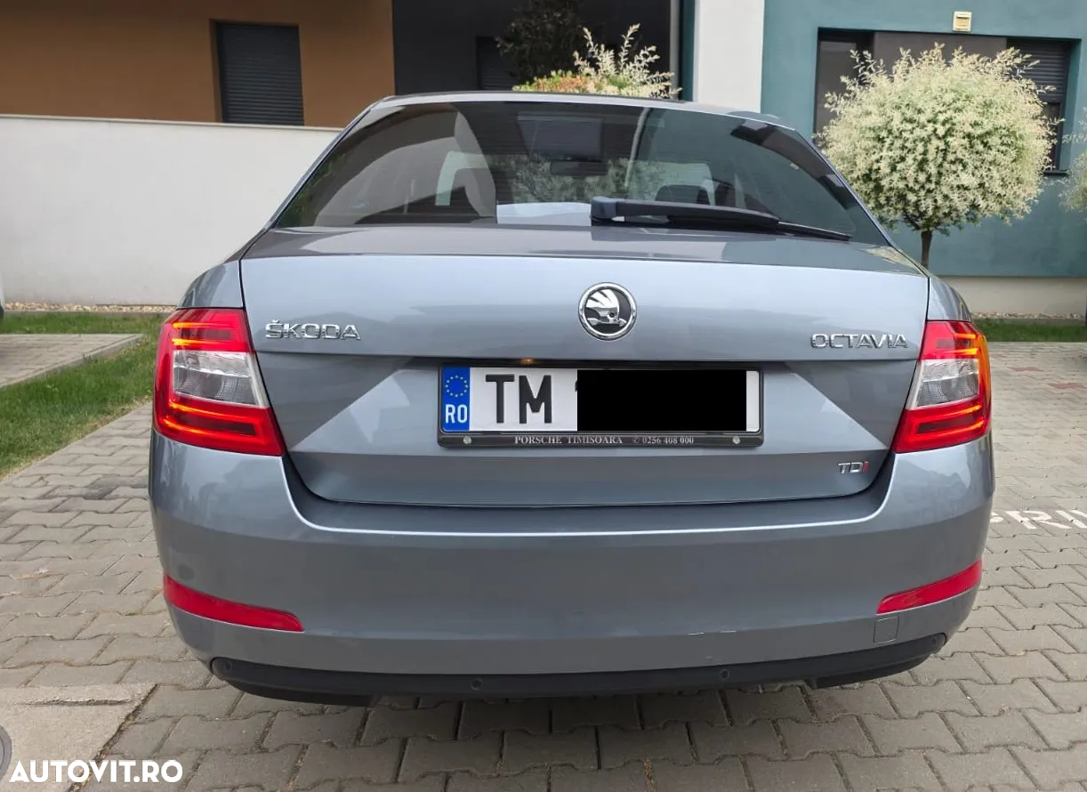 Skoda Octavia 2.0 TDI ELEGANCE - 3