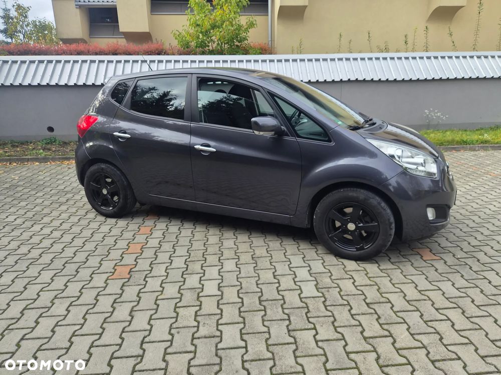 Kia Venga 1.6 CVVT Platinum Edition - 4