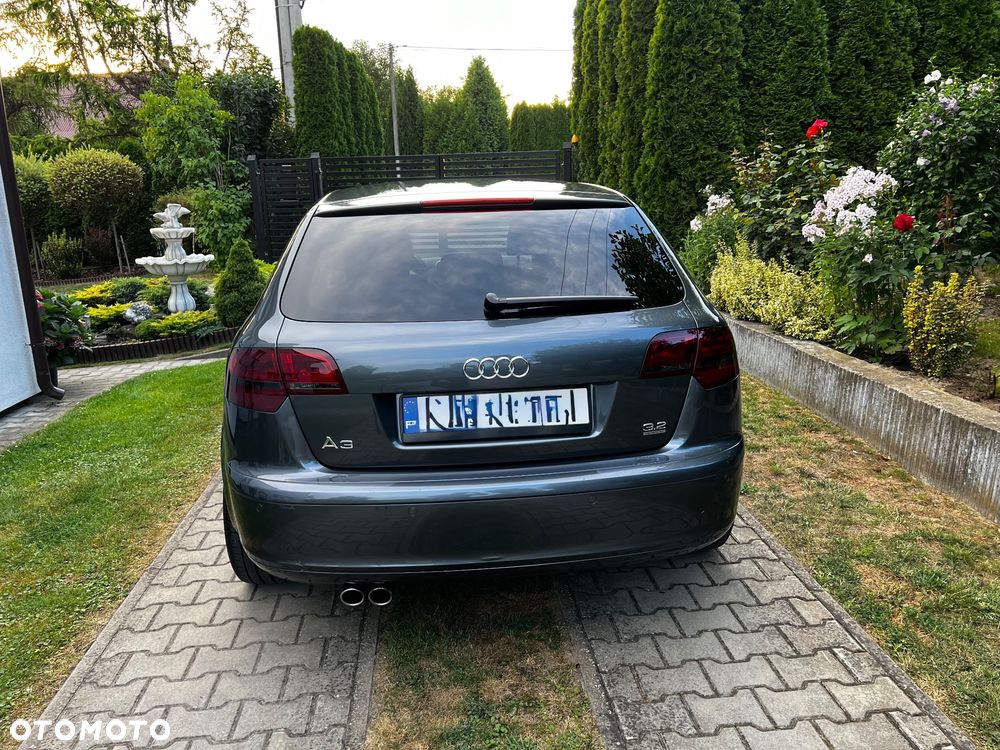 Audi A3 Sportback 3.2 quattro (DSG) S tronic Ambition - 8