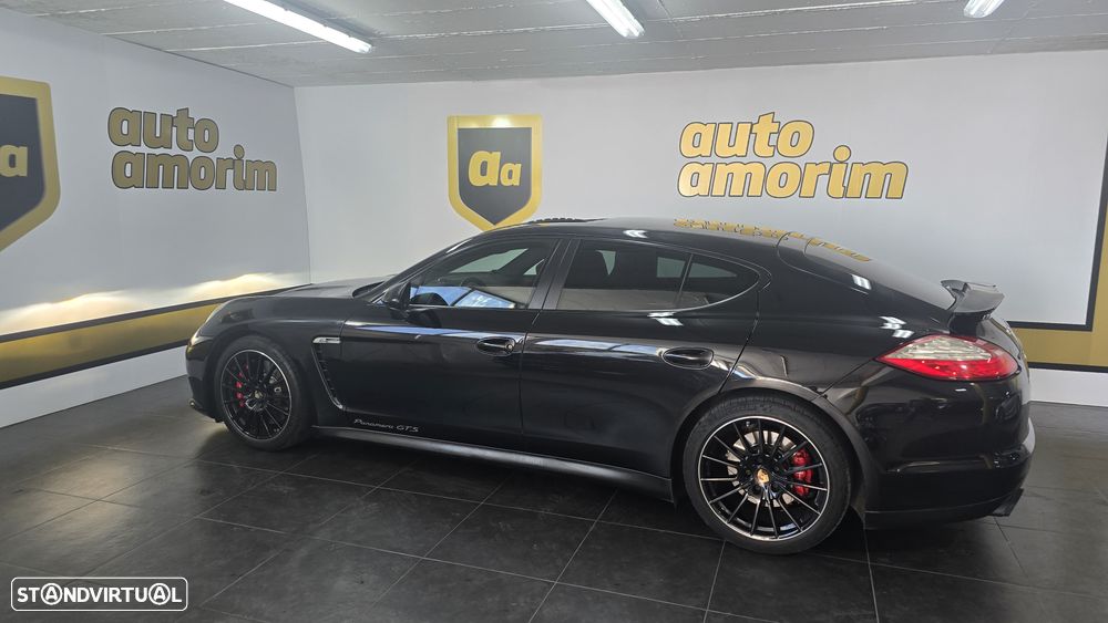 Porsche Panamera GTS PDK - 15