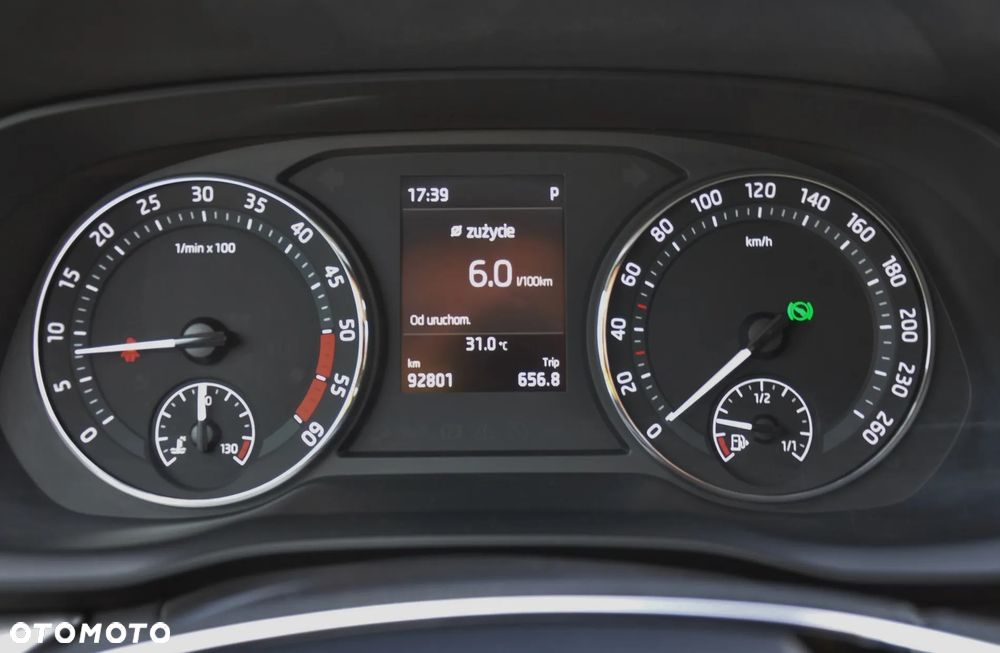 Skoda Octavia 2.0 TDI Ambition DSG - 33