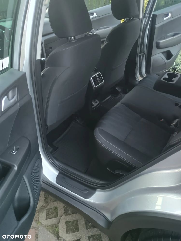 Kia Sportage 1.6 CRDI Black Edition Plus 2WD - 14